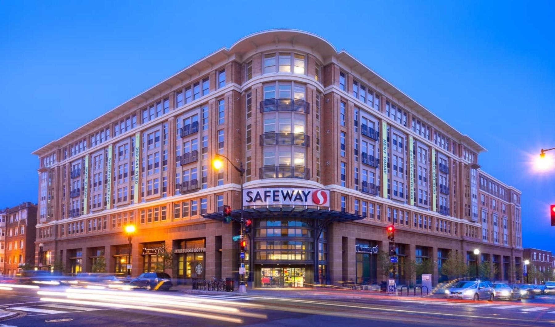 a large building with many windows